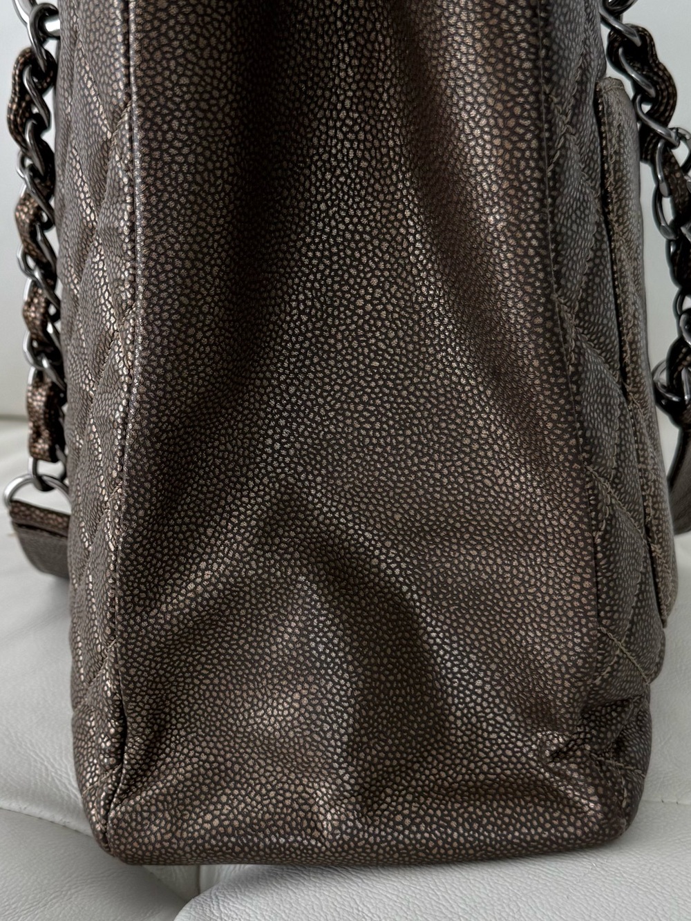 Chanel Quilted Tote Bag Limited Edition - Picture 7 of 15